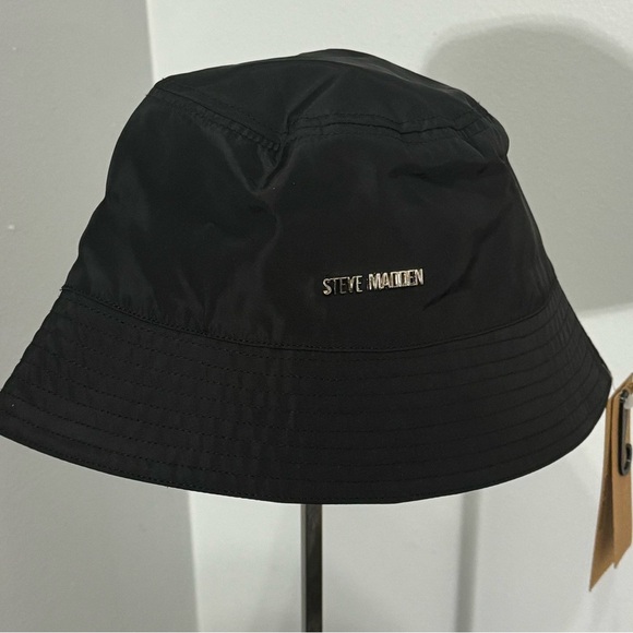 Steve Madden Women’s Satin Lined Bucket Hat One Size Black AUTHENTIC NWT - Picture 4 of 5